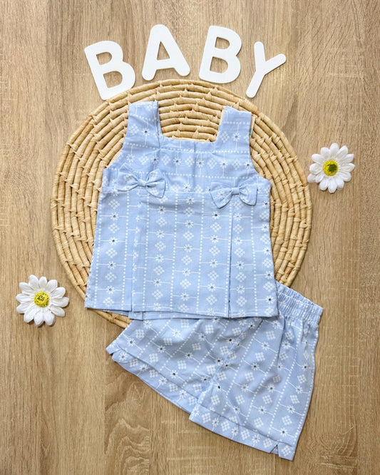 Conjunto short flores Yoyis