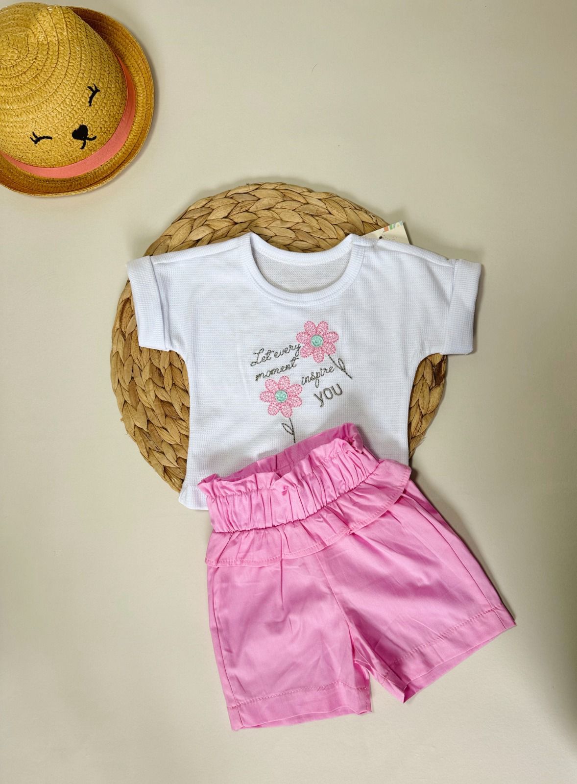 CONJ SHORT FLORES YOYIS