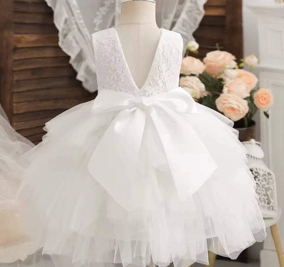 Vestido bautizo escote
