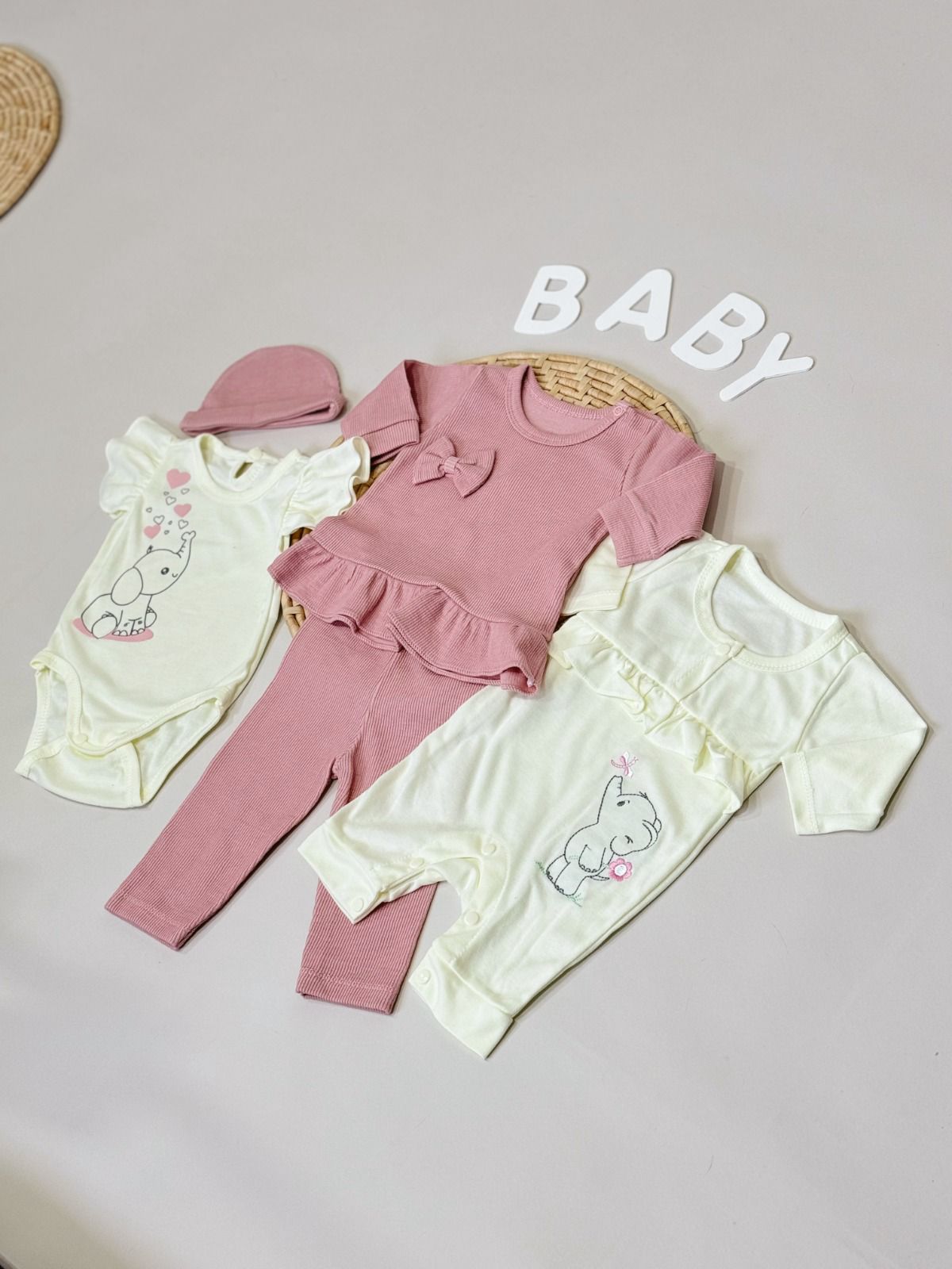 Set Primer Día Elefante 12139